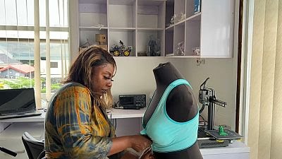 Nigerian Female Engineer Innovates Smart Bra to Detect Breast Cancer
