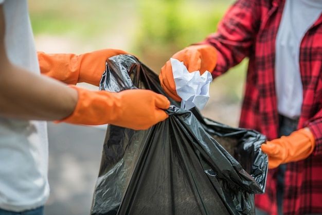 5 Steps to Launch Your Own Community Cleanup Initiative